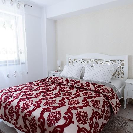Carla'S Apartment, Airport & Train Station Shuttle Yaş Dış mekan fotoğraf