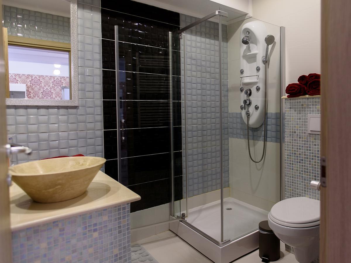 Carla'S Apartment, Airport & Train Station Shuttle Yaş Dış mekan fotoğraf