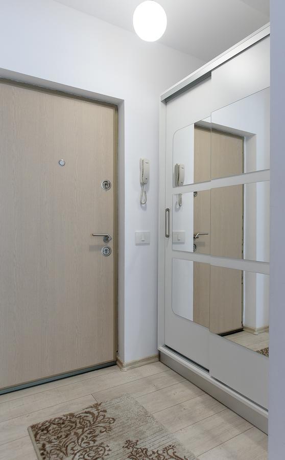 Carla'S Apartment, Airport & Train Station Shuttle Yaş Dış mekan fotoğraf