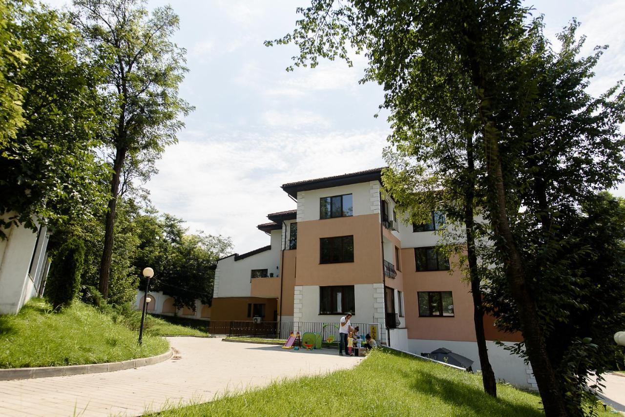 Carla'S Apartment, Airport & Train Station Shuttle Yaş Dış mekan fotoğraf